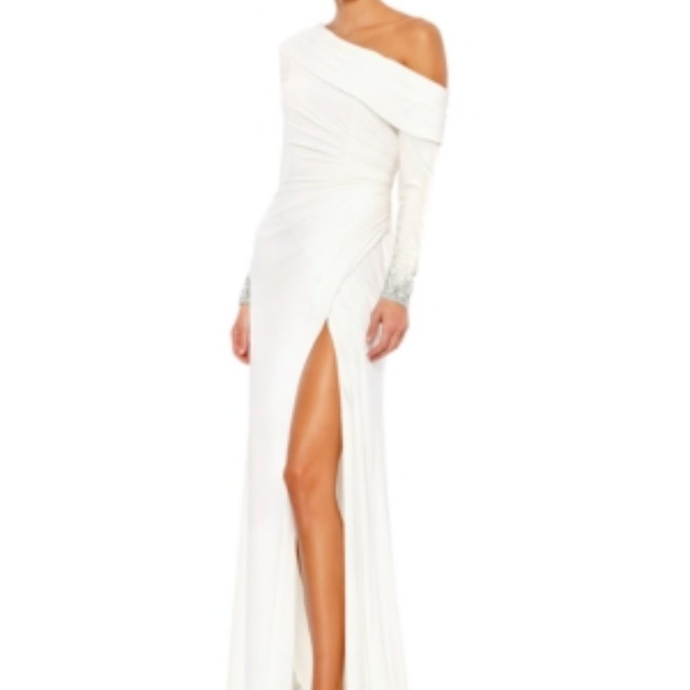 MAC DUGGAL Long-sleeve Beaded Cuff Asymmetric Jersey Wrap Gown In off White